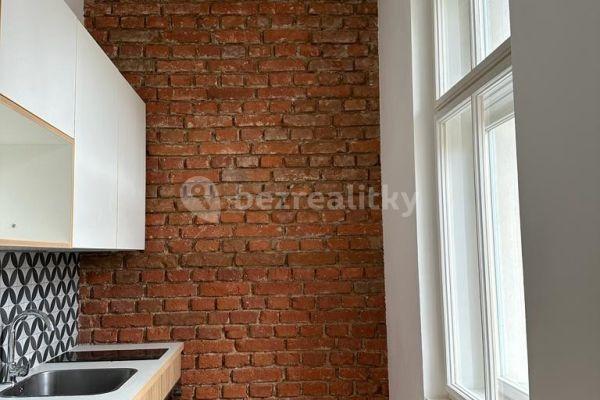 Studio flat to rent, 25 m², Mírové nám., Písek