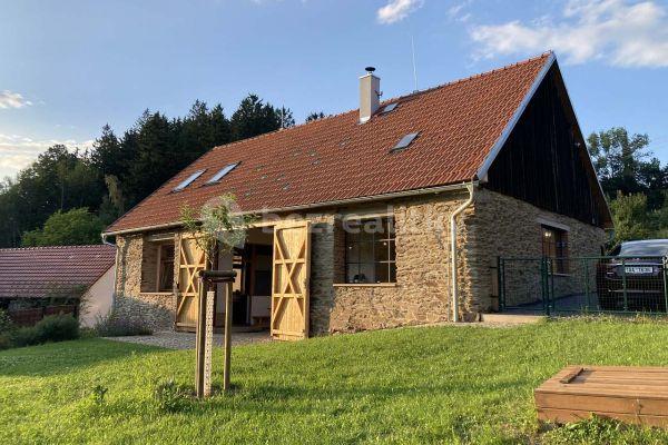 recreational property to rent, 0 m², Zhořec