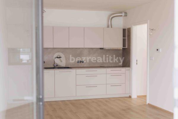 Studio flat to rent, 33 m², U Knížecí cesty, Hořovice