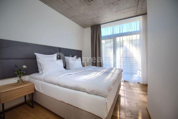 1 bedroom with open-plan kitchen flat to rent, 50 m², Soukenická, Praha