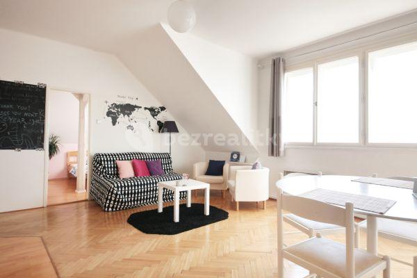 2 bedroom flat to rent, 87 m², náměstí Před Bateriemi, Praha