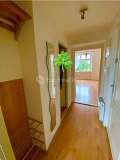 1 bedroom with open-plan kitchen flat for sale, 35 m², nám. 17. listopadu, Karlovy Vary