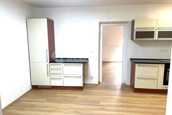 3 bedroom flat to rent, 68 m², U Strže, Hlavní město Praha