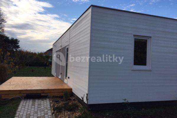 2 bedroom with open-plan kitchen flat to rent, 48 m², V Cestách, Šestajovice