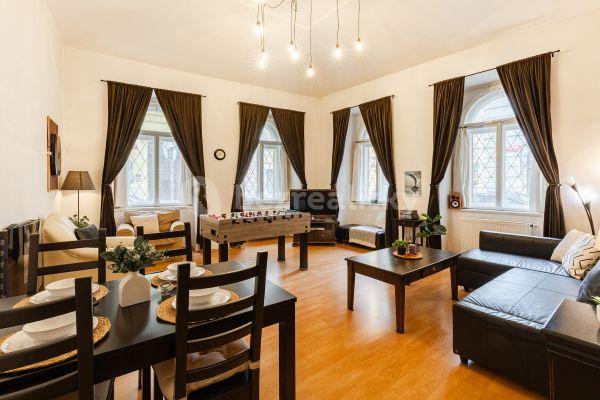 1 bedroom with open-plan kitchen flat for sale, 79 m², Opatovická, 