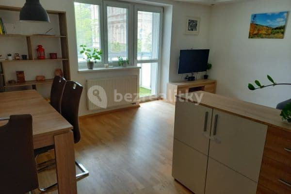 3 bedroom flat to rent, 76 m², Dvořákova, Olomouc