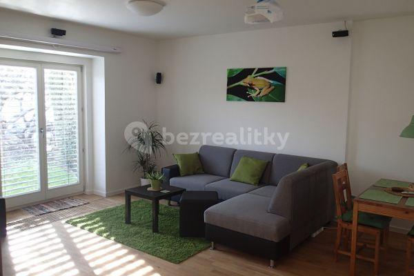 3 bedroom flat to rent, 114 m², Vokřínská, Praha