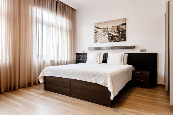 Studio flat to rent, 30 m², Legerova, Praha