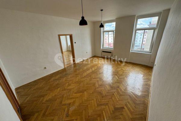 3 bedroom flat to rent, 80 m², Husova, Olomouc, Olomoucký Region