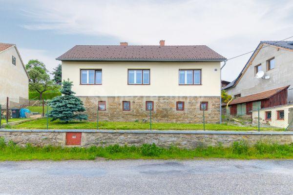 house for sale, 130 m², Lipová, 