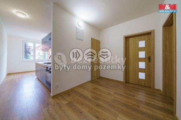 2 bedroom flat for sale, 57 m², Karlova, 