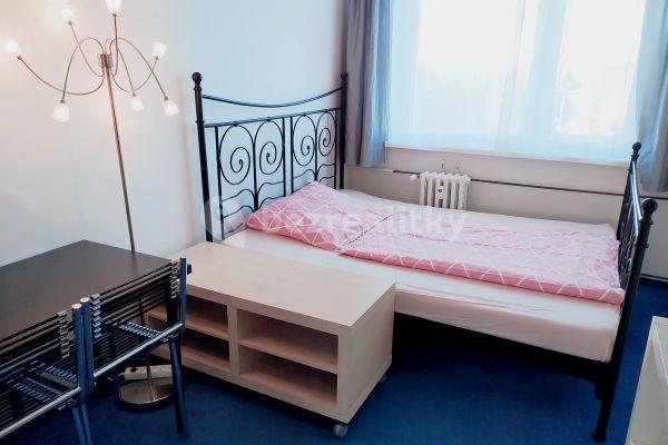 3 bedroom flat to rent, 80 m², Voskovcova, Praha