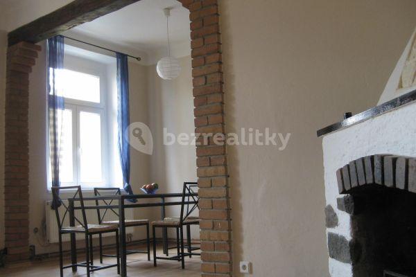 4 bedroom flat to rent, 145 m², Tylova, Písek