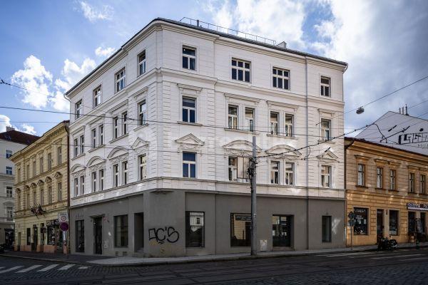 4 bedroom flat to rent, 101 m², Kamenická, Praha