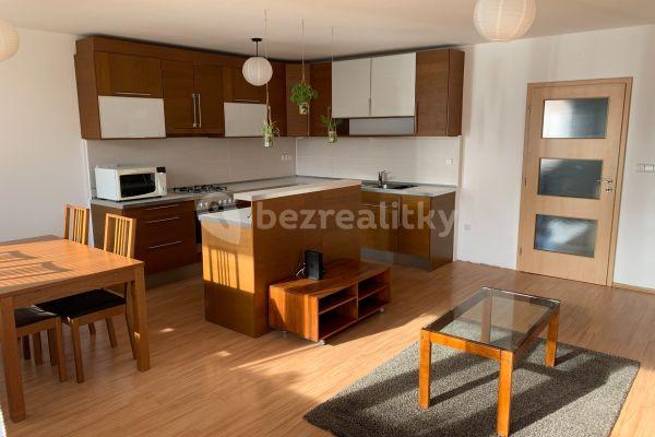 2 bedroom with open-plan kitchen flat to rent, 72 m², Trávníčkova, Praha