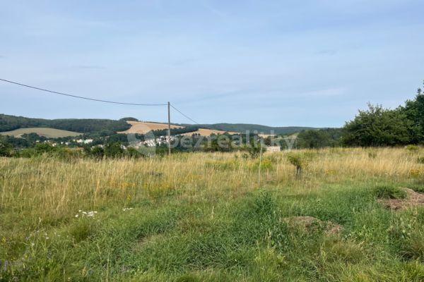 plot for sale, 1,961 m², Plasy