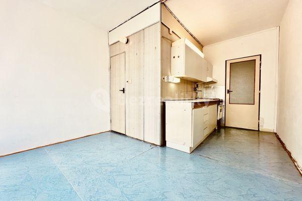 2 bedroom flat for sale, 60 m², Tržní, 