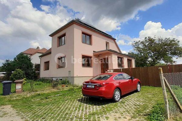 recreational property to rent, 0 m², Žeravice