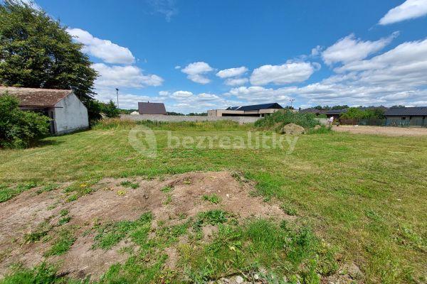 plot for sale, 927 m², Kunětice