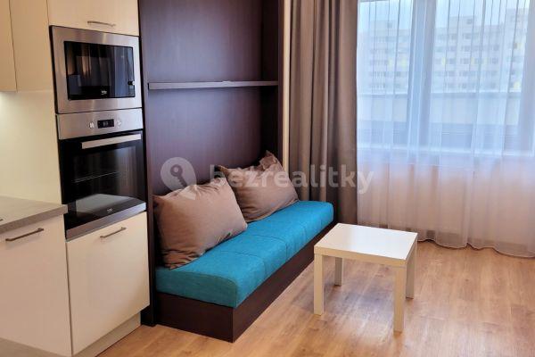 Studio flat to rent, 29 m², Mukařovského, Hlavní město Praha