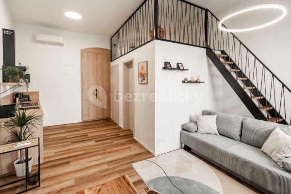 Studio flat to rent, 35 m², Vlhká, Brno, Jihomoravský Region