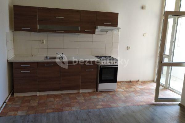 1 bedroom with open-plan kitchen flat to rent, 70 m², Jiráskovo náměstí, Kolín, Středočeský Region