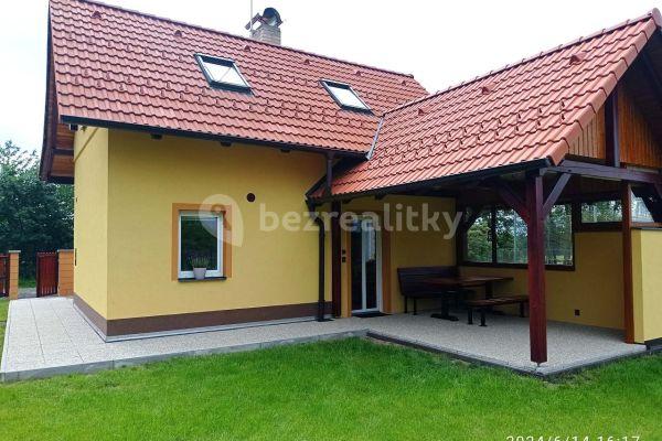 recreational property to rent, 0 m², Hvozd