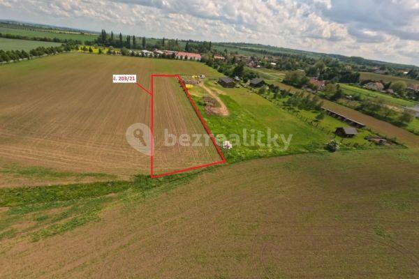 plot for sale, 4,564 m², Hřiby