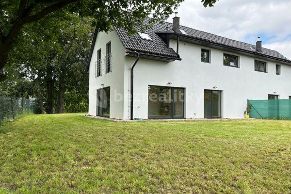 house for sale, 122 m², Velké Popovice