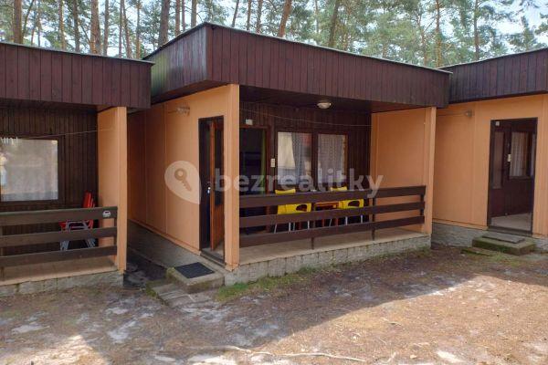 recreational property to rent, 0 m², Doksy