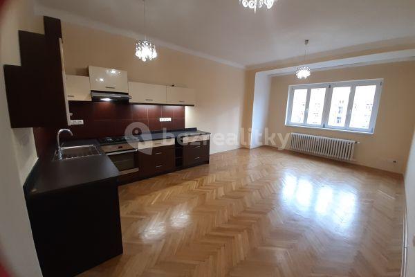 3 bedroom with open-plan kitchen flat to rent, 96 m², Biskupcova, Praha