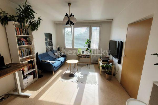 3 bedroom flat to rent, 72 m², Mečíková, Praha