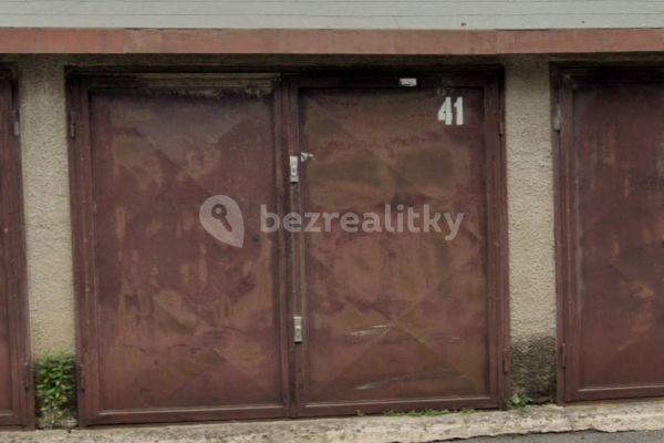 garage to rent, 12 m², Varhulíkové, Hlavní město Praha