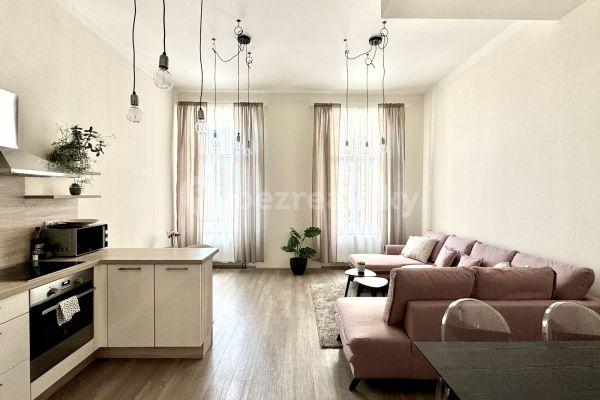 4 bedroom flat to rent, 133 m², Španělská, Prague, Prague