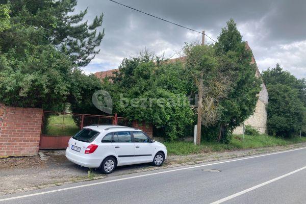 plot for sale, 1,605 m², Milovice