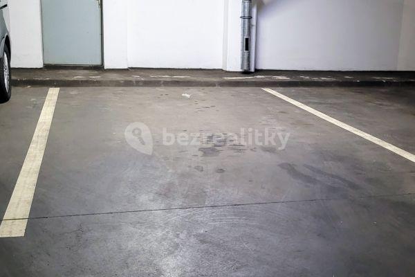 garage to rent, 12 m², 