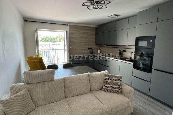 2 bedroom with open-plan kitchen flat for sale, 65 m², Na Dražkách, Beroun