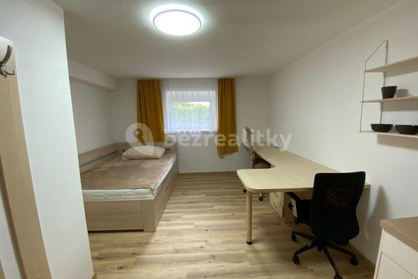 Studio flat to rent, 22 m², Nárožní, Brno