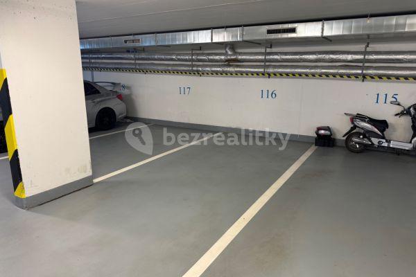 garage for sale, 27 m², náměstí Přátelství, Hlavní město Praha