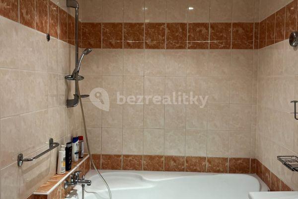 3 bedroom flat for sale, 74 m², Dunajská, Brno