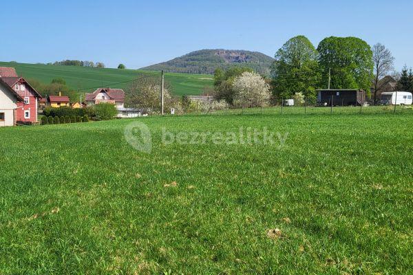 plot for sale, 1,800 m², Brniště