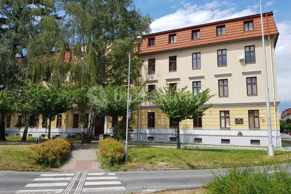 2 bedroom flat to rent, 107 m², třída Československé armády, Hranice