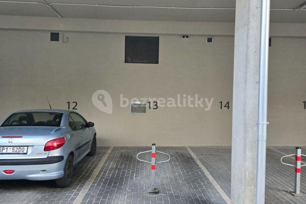 garage to rent, 18 m², Olgy Havlové, Hlavní město Praha