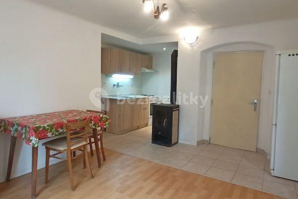 1 bedroom with open-plan kitchen flat to rent, 36 m², U Koruny, Kutná Hora, Středočeský Region