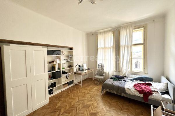 1 bedroom flat to rent, 96 m², Křižíkova, Praha