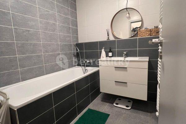 1 bedroom with open-plan kitchen flat to rent, 52 m², Wolkerova, Olomouc