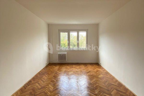 3 bedroom flat to rent, 76 m², Budovatelů, Karlovy Vary