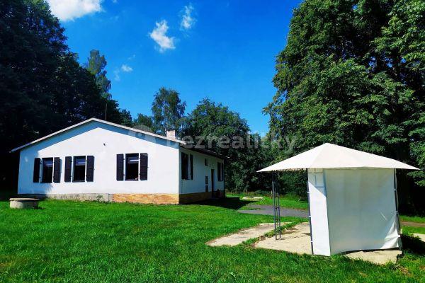 recreational property to rent, 0 m², Manušice