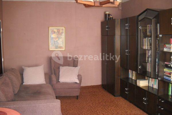 2 bedroom flat for sale, 69 m², Chalabalova, Brno