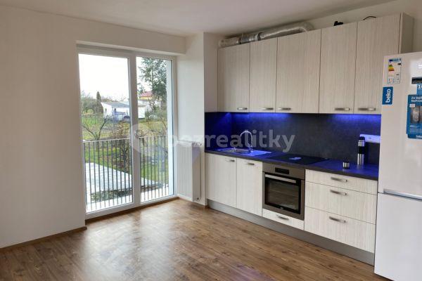 2 bedroom with open-plan kitchen flat to rent, 65 m², V Zahrádkách, Plzeň